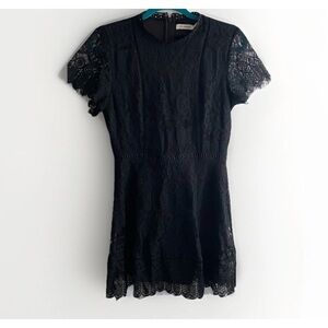 Blu Pepper Black Lace Cocktail Dress Size Medium Lined Back‎ Zip Short Sleeve